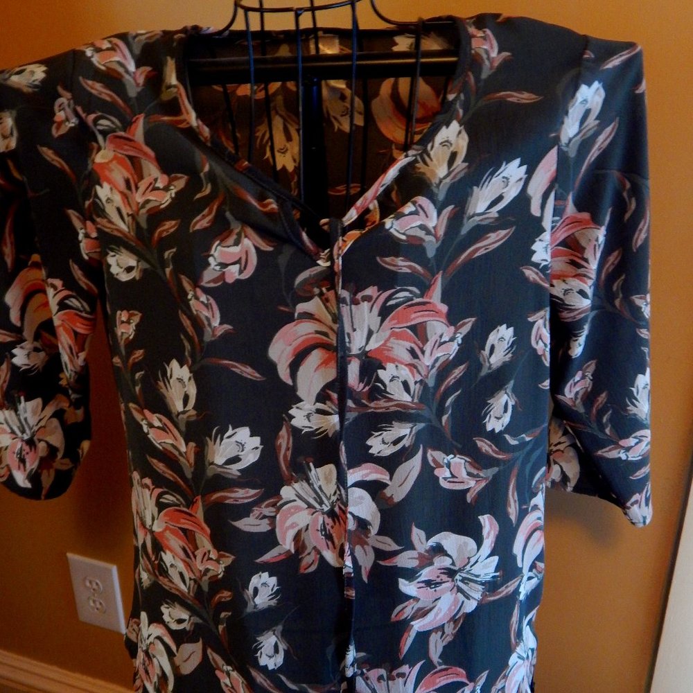 Ladies LARA Blouse - Shirt - Top   Size M